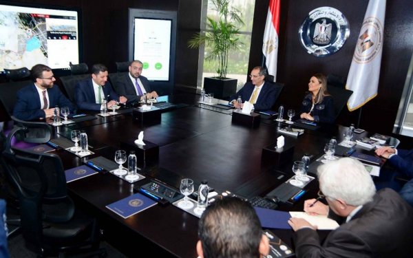الاستثمار المصرية والاتصالات تتفقان على تطوير المناطق الاستثمارية التكنولوجية