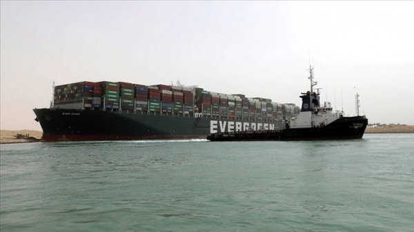  قناة السويس: السفينة إيفرجيفن ستغادر يوم الأربعاء بعد توقيع عقد التسوية 