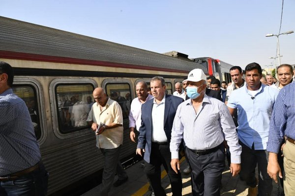 وزير النقل يتابع التقدم في معدلات تنفيذ مشروع تحديث نظم الإشارات بخط القاهرة/ الاسكندرية