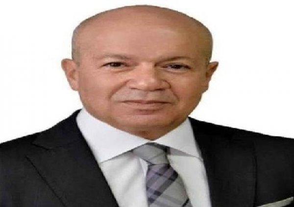 يحيي زكريا إسماعيل قائما بأعمال رئيس الشركة القابضة لمصر للطيران