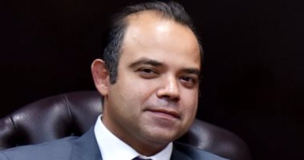 محمد فريد: نعتزم طرح المشتقات المالية بالسوق المحلية