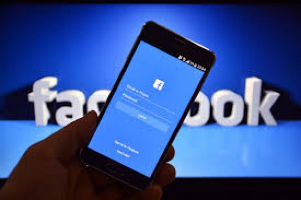 فيسبوك: العطل لا يتعلق بهجوم ونعمل على حله