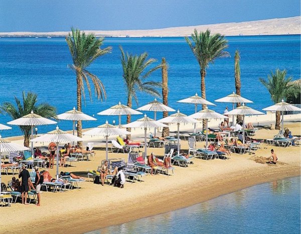  السياحة تعلن انتهاء عقد شركة جيه دبليو تي لترويج السياحة في مصر 