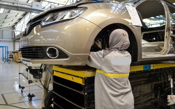 الحكومة المصرية تدرس فرض رسم تنمية جديد على السيارات