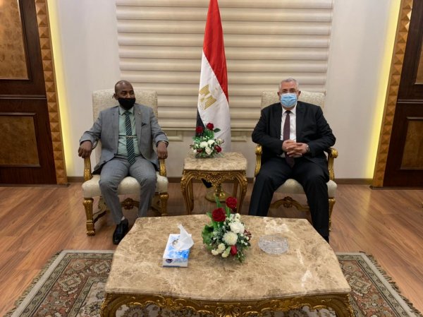 القصير يستقبل وزير الثروة الحيوانية السوداني في مستهل زيارته للقاهرة 