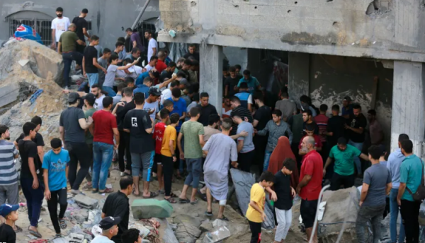 ارتفاع حصيلة القتلى جراء القصف الإسرائيلي على غزة إلى 8796 شهيد