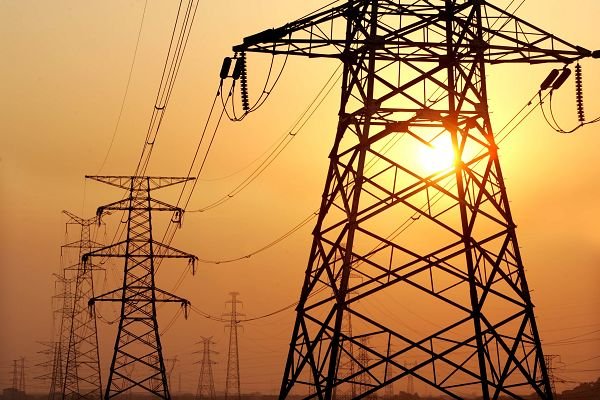 الكهرباء:157مليون جنيه  إستثمارات لتحسين مستوى الخدمة بمحافظة بنى سويف