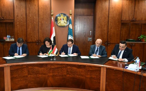 مصر والأردن توقعان تعديلاً لاتفاقيات شركات الغاز الطبيعي بين البلدين