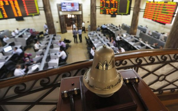 خبراء سوق المال لابد من إلغاء ضريبة الأرباح الرأسمالية لحل أزمة البورصة المصرية