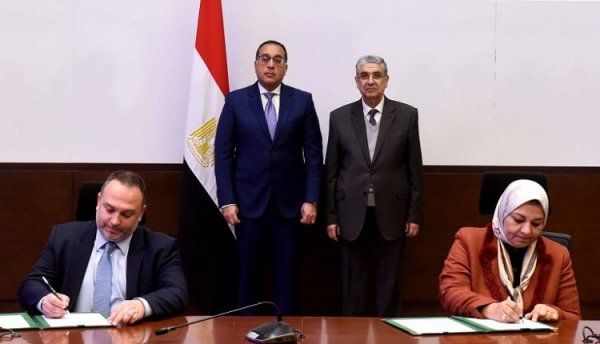 المصرية لنقل الكهرباء توقع عقدي تقديم خدمات استشارية مع البلجيكي إيليا جريد