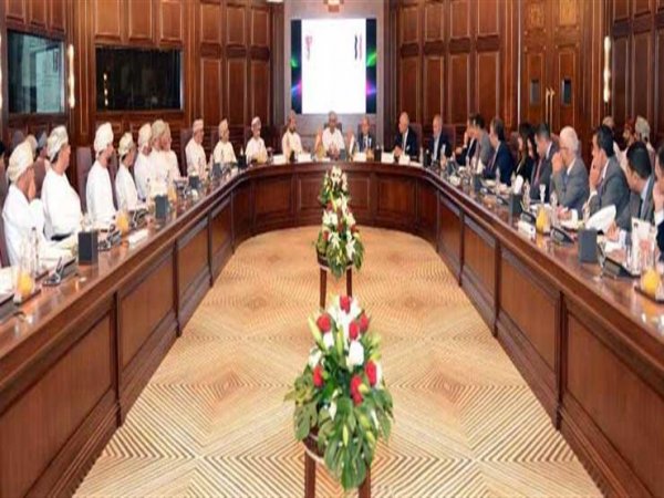 وزيرالتجارة يرأس الاجتماع الأول لمجلس الأعمال المصري العماني بمسقط