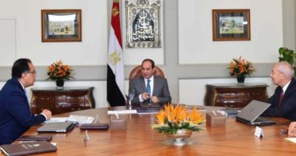 اجتماع رئاسي يستعرض تطوير مثلث ماسيبرو ويوجه لإنشاء أكبر حدائق مصر