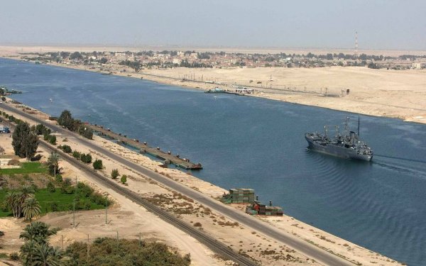 مصر تحقق 3.4 مليار جنيه عوائد تسويات اقتصادية قناة السويس