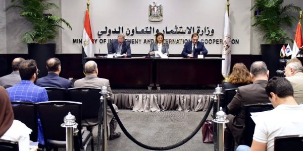 مصر توقع مع البنك الأوروبى لإعادة الإعمار والتنمية اتفاقا للاستثمار في  مشروع كفاءة الطاقة بقيمة 200 مليون دولار