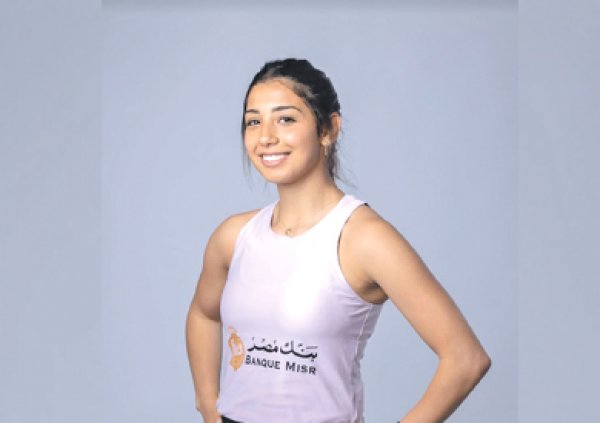 بنك مصر يرعى لاعبة الإسكواش ندى عباس دعما للرياضة وتمكينا للمرأة المصرية