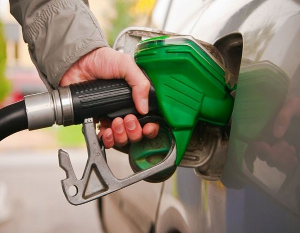 البترول: بنزين 95 بلس يهدف إلى رفع كفاءة المحركات وتقليل الاستهلاك