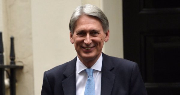 وزير المالية البريطانى: بريطانيا ستطلق ثانى إصدار لصكوك سيادية 