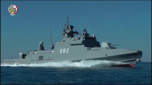 القوات البحرية تنفذ عددا من الأنشطة التدريبية بمسرح عمليات البحر المتوسط